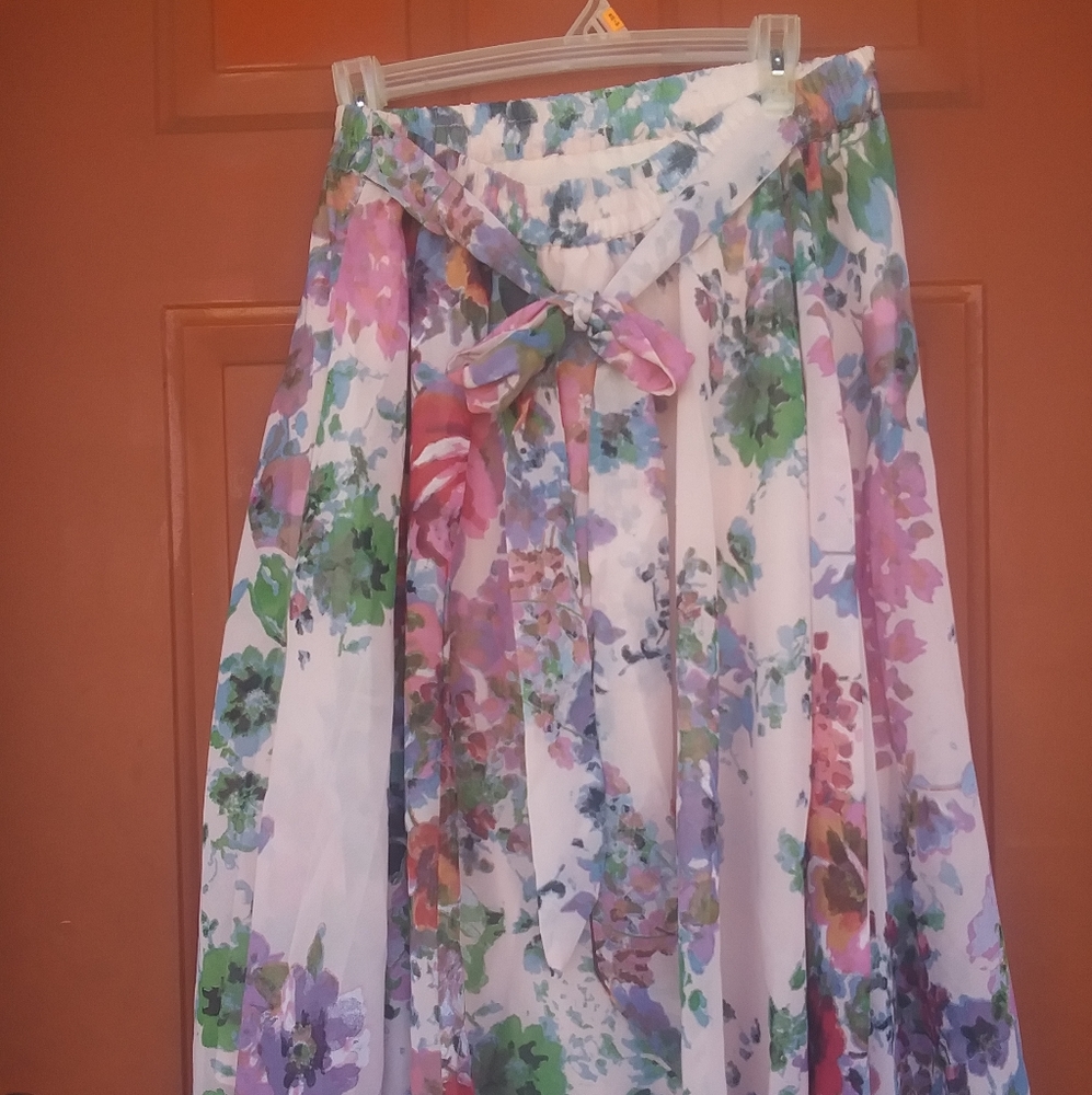 Maxi skirt